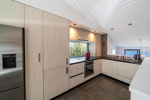 Lake View Greenstone Luxe Apartment 2 Luxe Stay