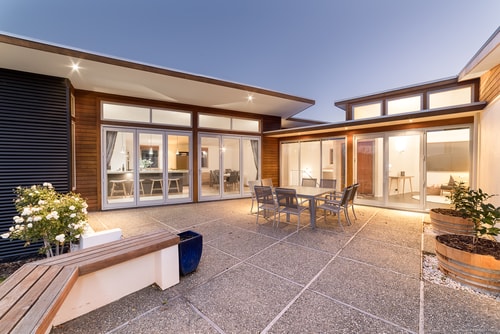 Whakata on Whitbourn 2 Luxe Stay