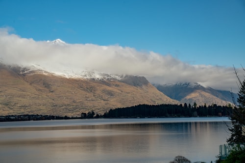 Scenic Lakefront Apartment 21 Luxe Stay