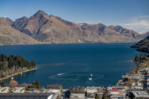 Luxury Villa with Panoramic Lake & Mountain Views 43 Luxe Stay