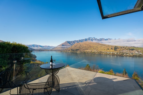 QT Sunrise 33 Luxe Stay