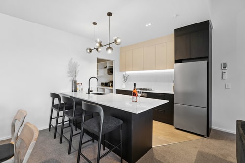 Contemporary 7 Bedroom House with Stunning View 35 Luxe Stay