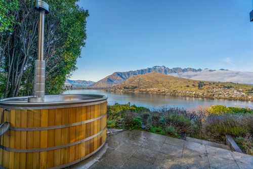 QT Sunrise 16 Luxe Stay