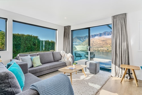 QT Sunrise 23 Luxe Stay