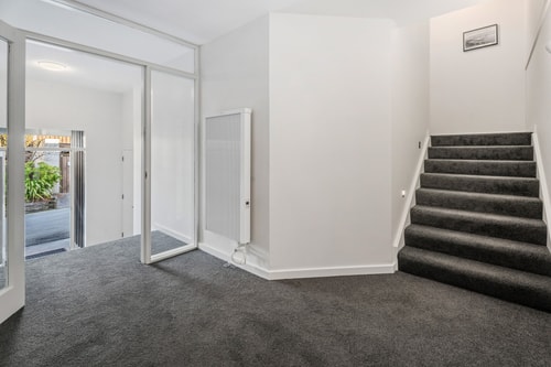 Urban Oasis - Central with Lakeview 20 Luxe Stay