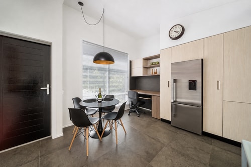 Lake View Greenstone Luxe Apartment 15 Luxe Stay
