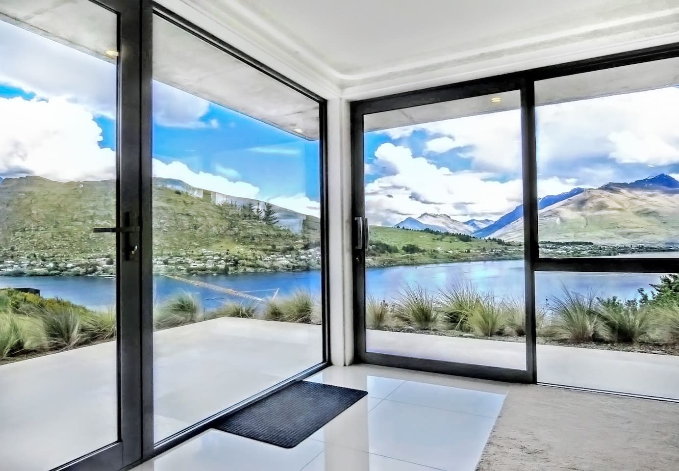 Executive Living in Bluewater Luxe Stay