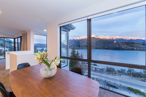 Luxury Retreat at 5 on The Hill Queenstown 2 Luxe Stay