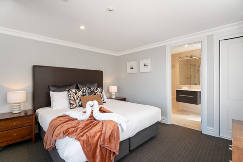 6-bedroom Penthouse Apartment - The Beacon 18 Luxe Stay