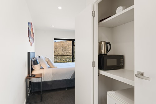 Style & Tranquillity - Eight Bedrooms, Two Houses 27 Luxe Stay