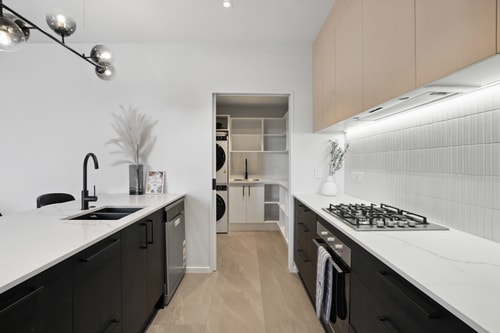 Contemporary 7 Bedroom House with Stunning View 37 Luxe Stay