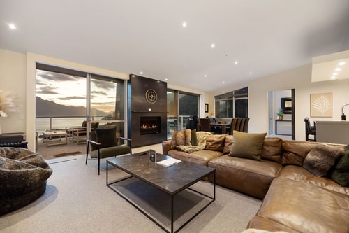 Luxury Villa with Panoramic Lake & Mountain Views 8 Luxe Stay