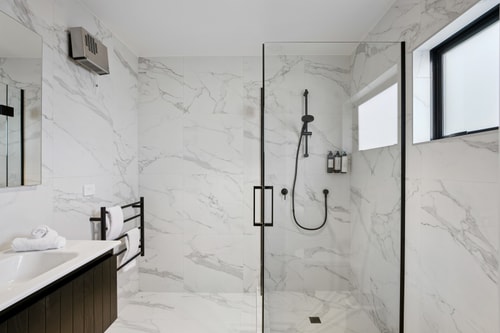 Contemporary 7 Bedroom House with Stunning View 30 Luxe Stay