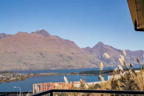 Style & Tranquillity - Eight Bedrooms, Two Houses 2 Luxe Stay