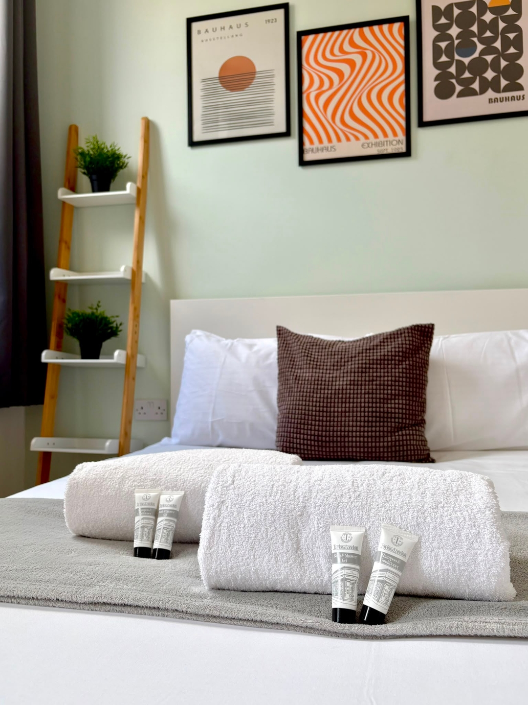 Camden Town 1 Bedroom Apartment By PrimeCItyHosts 3 primecityhosts.com