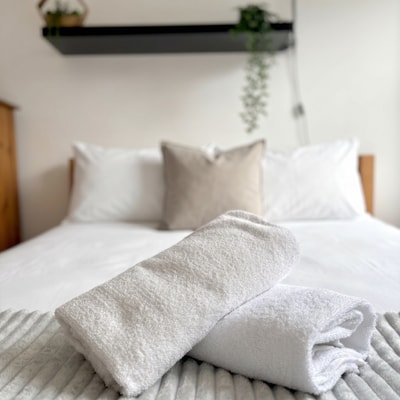 Islington 2 bedroom Apartment by PrimeCityHosts 20 primecityhosts.com