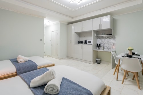 Finchley Road Studios by PrimeCityHosts - S4 4 primecityhosts.com