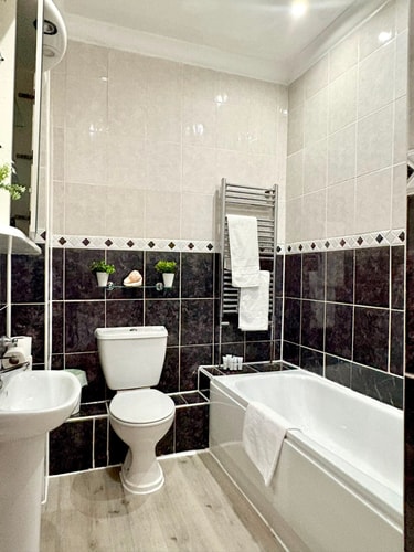 Islington 2 bedroom terrace Apartment by PrimeCityHosts 3 primecityhosts.com