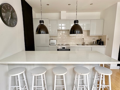 Shoreditch Apartments by PrimeCityHosts F1 9 primecityhosts.com