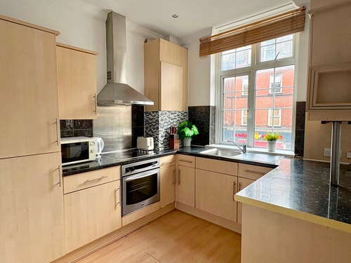 Islington 2 bedroom terrace Apartment by PrimeCityHosts 9 primecityhosts.com