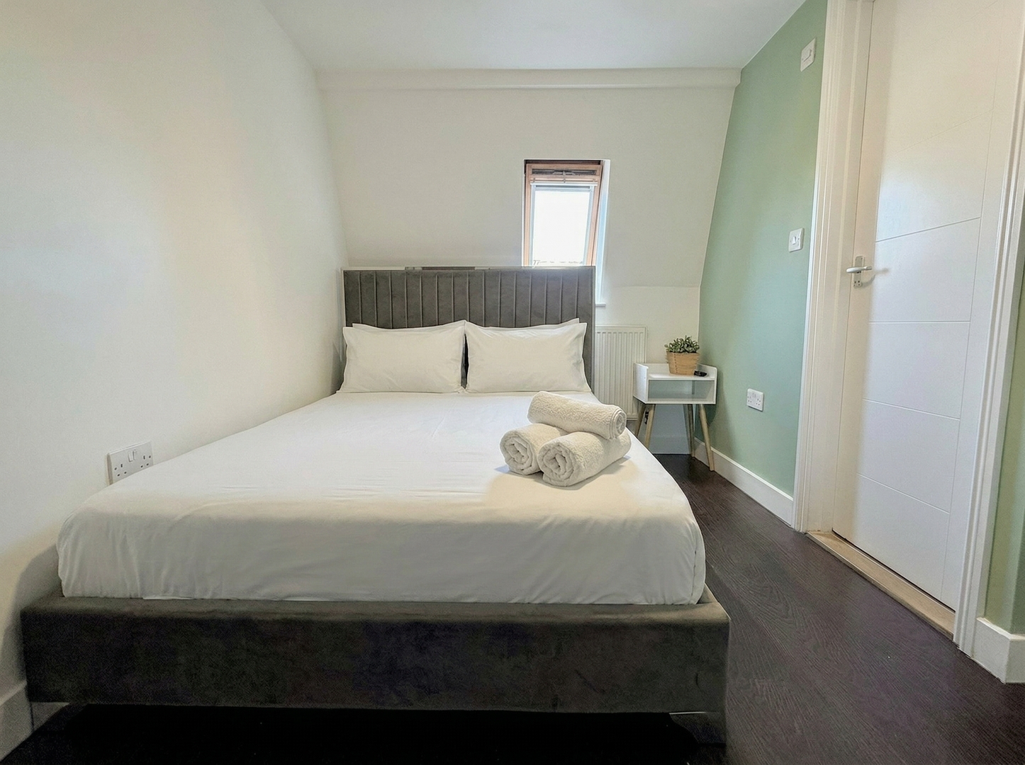 Charlotte Street Rooms by News Hotel R10 1 primecityhosts.com