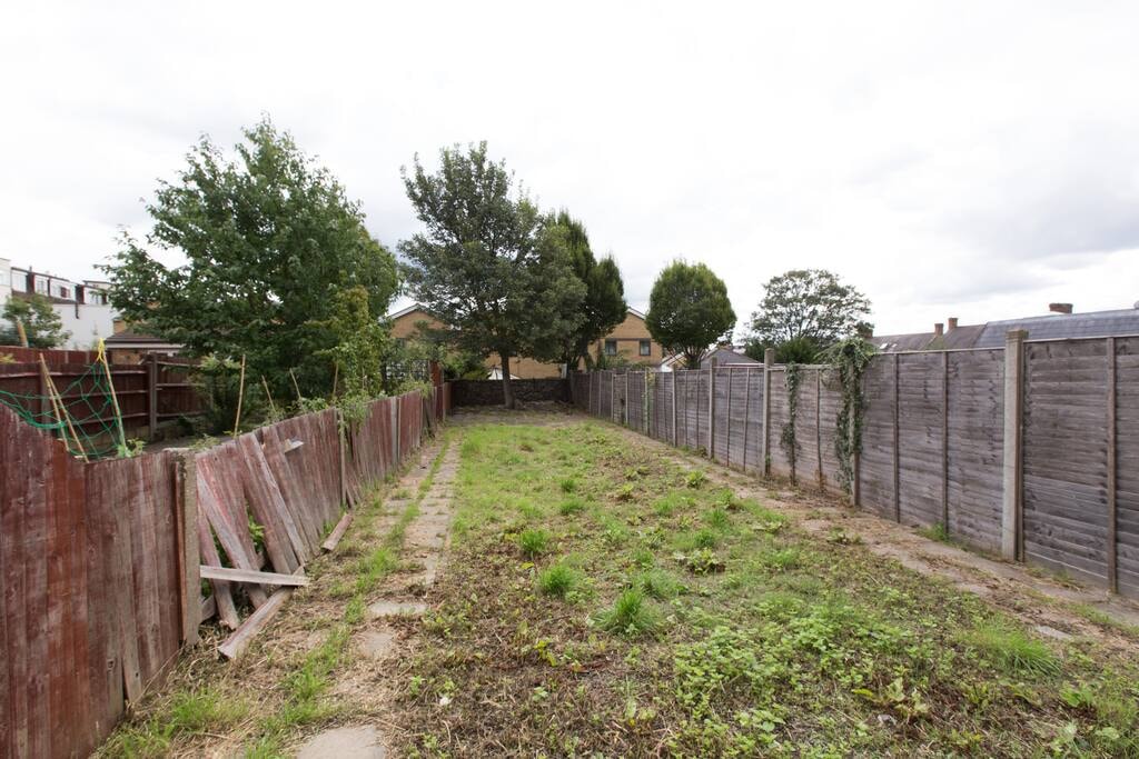 Tooting Bec Rooms by PrimeCityHosts R4 16 primecityhosts.com