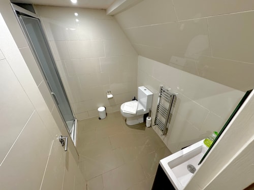 Charlotte Street Family Rooms by News Hotel R9 8 primecityhosts.com