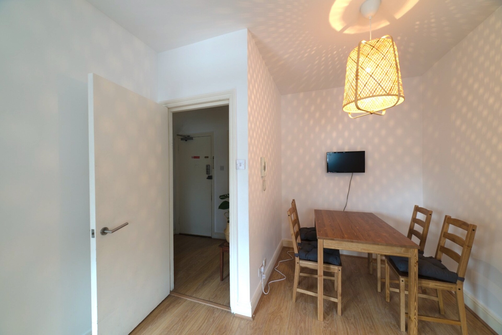 Clerkenwell Apartments by PrimeCityHosts F5 5 primecityhosts.com