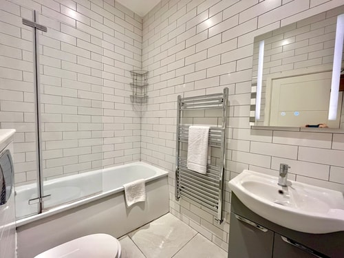 Shoreditch Apartments by PrimeCityHosts F4 6 primecityhosts.com