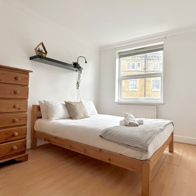 Islington 2 bedroom Apartment by PrimeCityHosts 0 primecityhosts.com