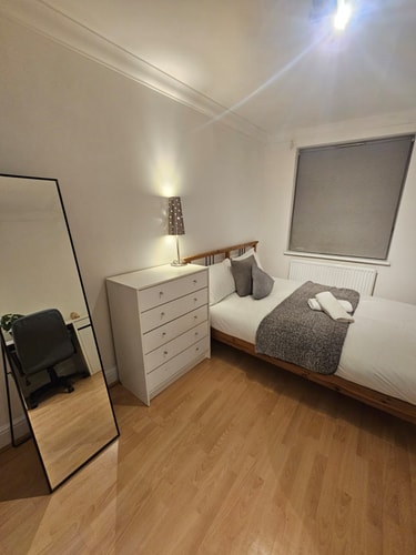 Islington 2 bedroom Apartment by PrimeCityHosts 1 primecityhosts.com