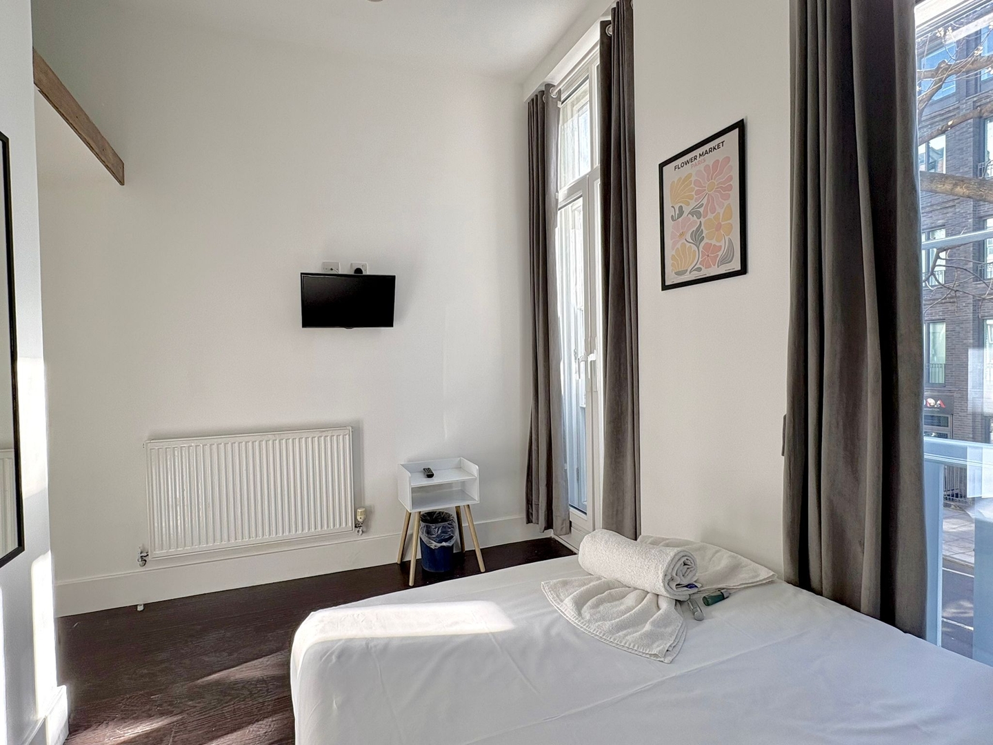 Charlotte Street Rooms by News Hotel R2 9 primecityhosts.com