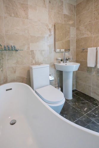 Finchley Road Studios by PrimeCityHosts - S4 10 primecityhosts.com