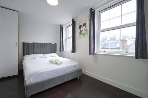 Charlotte Street Rooms by News Hotel R6 0 primecityhosts.com