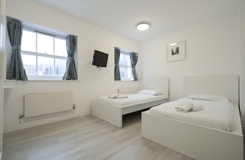 Tottenham Flats by PrimeCityHosts 3F 1 primecityhosts.com