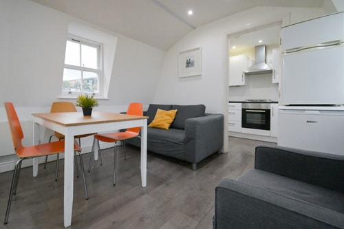 Tottenham Flats by PrimeCityHosts 3F 16 primecityhosts.com