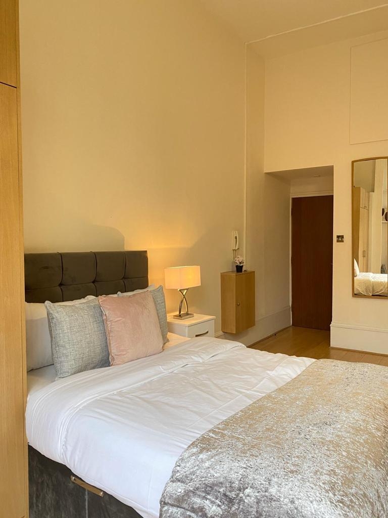 Paddington Studios by PrimeCityHosts SA 0 primecityhosts.com