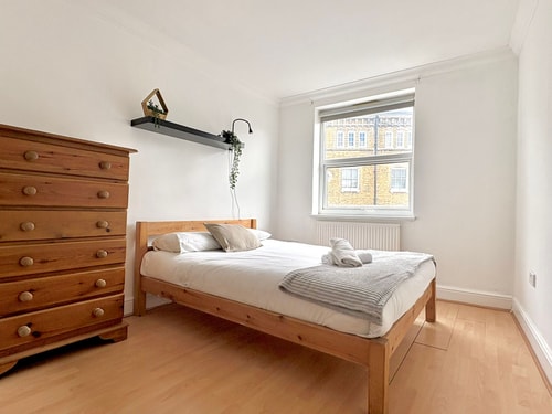 Islington 2 bedroom Apartment by PrimeCityHosts 0 primecityhosts.com