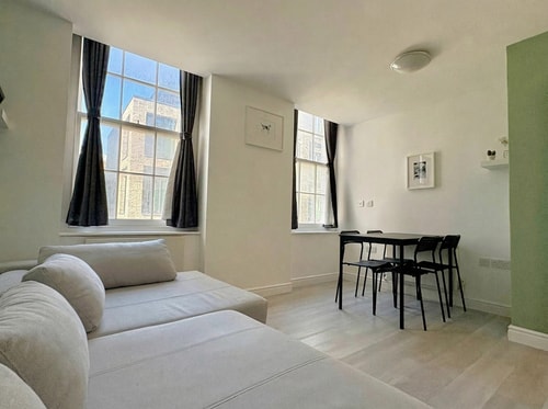 Tottenham Flats by PrimeCityHosts 1F 7 primecityhosts.com