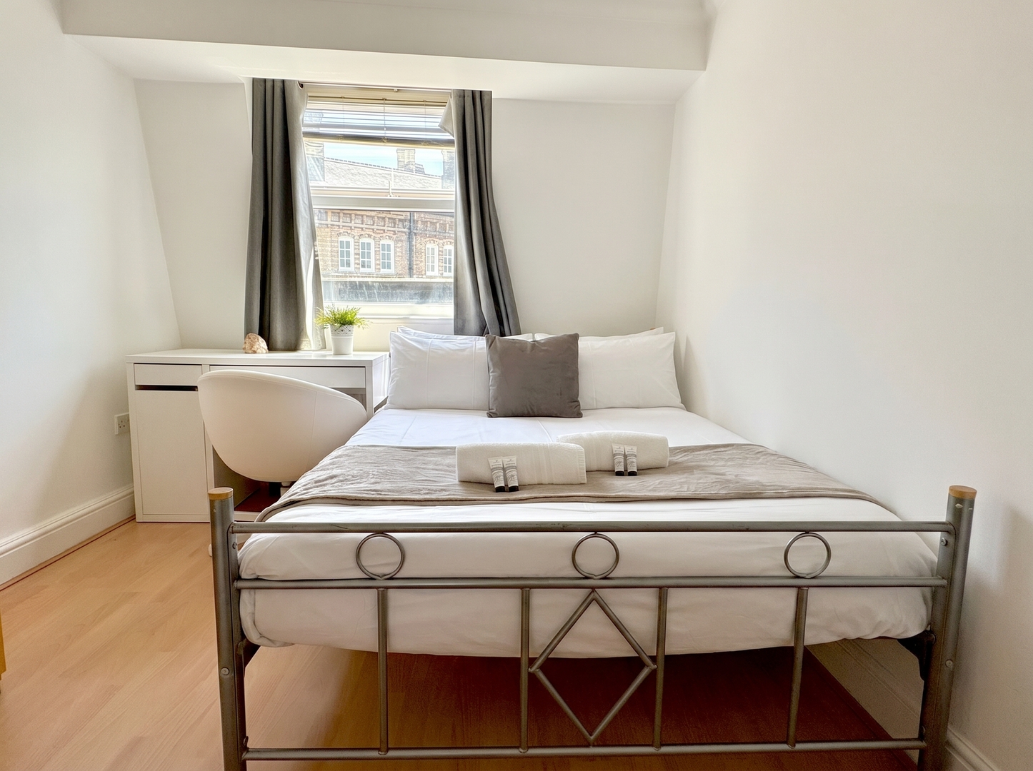Islington Apartment by PrimeCityHosts 2 primecityhosts.com