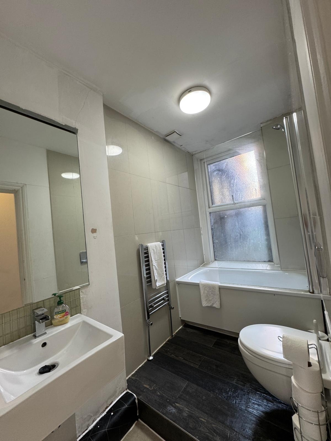 Clerkenwell Apartments by PrimeCityHosts F1 7 primecityhosts.com