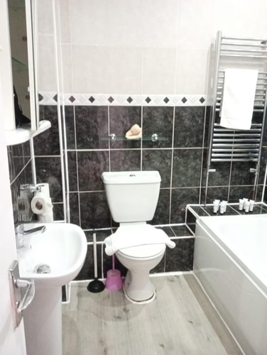 Islington 2 bedroom terrace Apartment by PrimeCityHosts 12 primecityhosts.com