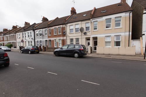 Tooting Broadway Rooms by PrimeCityHosts R2 5 primecityhosts.com