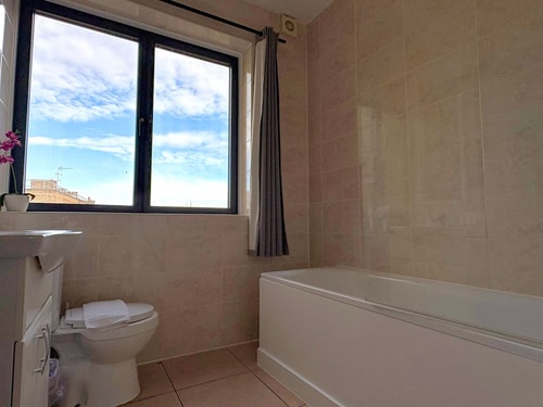 Shoreditch Apartments by PrimeCityHosts F6 12 primecityhosts.com