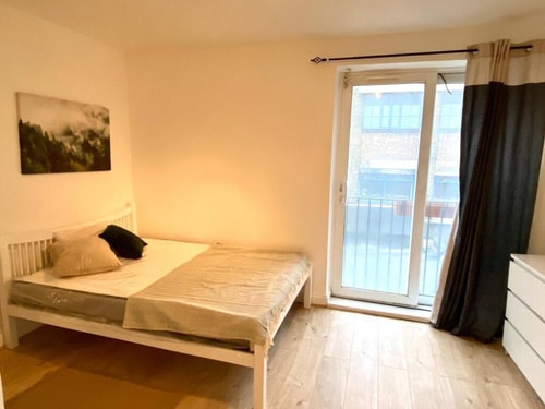 Hoxton Apartments by PrimeCityHosts FB 0 primecityhosts.com