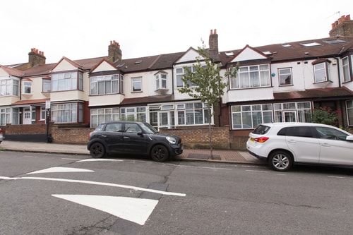 Tooting Bec Rooms by PrimeCityHosts R5 12 primecityhosts.com