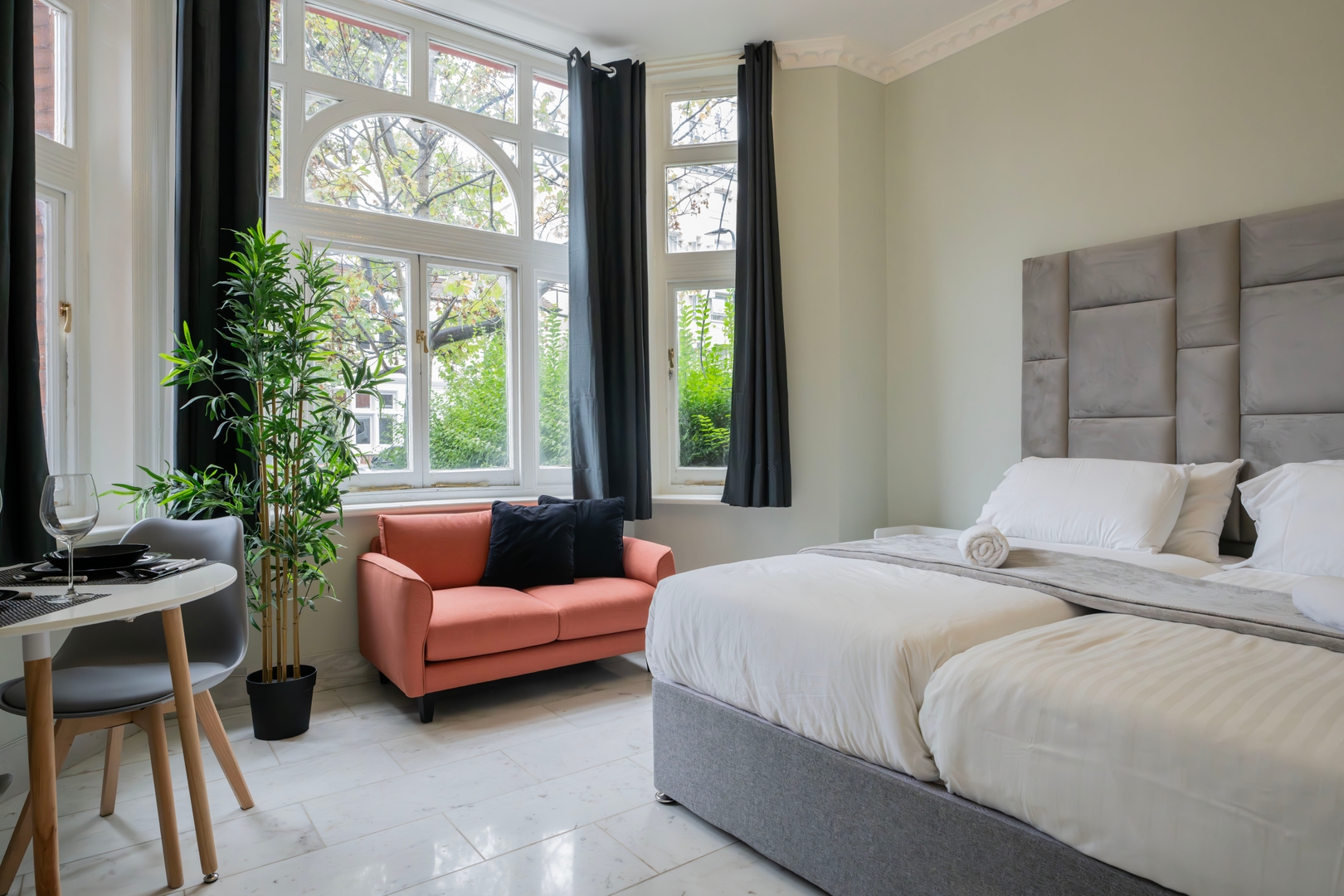 Finchley Road Studios by PrimeCityHosts - S1 2 primecityhosts.com