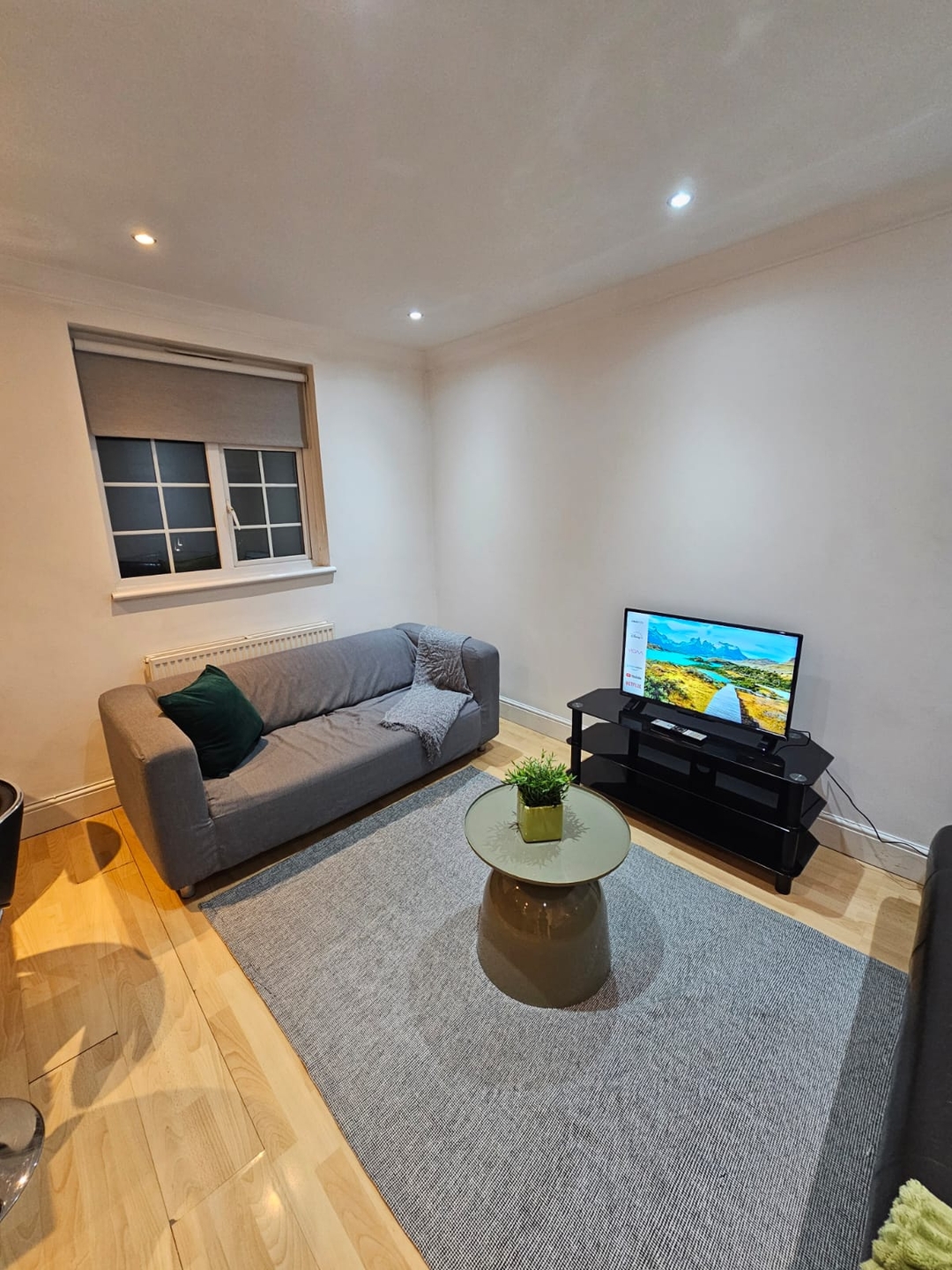 Islington 2 bedroom Apartment by PrimeCityHosts 8 primecityhosts.com