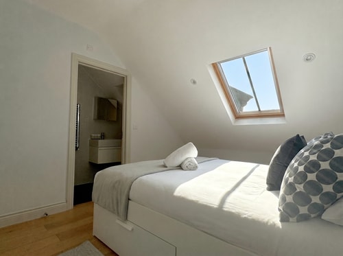 Camden Town Apartment by PrimeCityHosts 1 primecityhosts.com