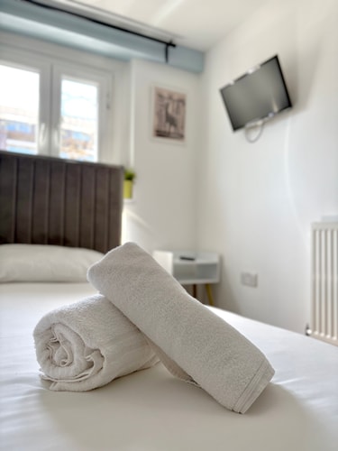 Charlotte Street Rooms by News Hotel R7 2 primecityhosts.com